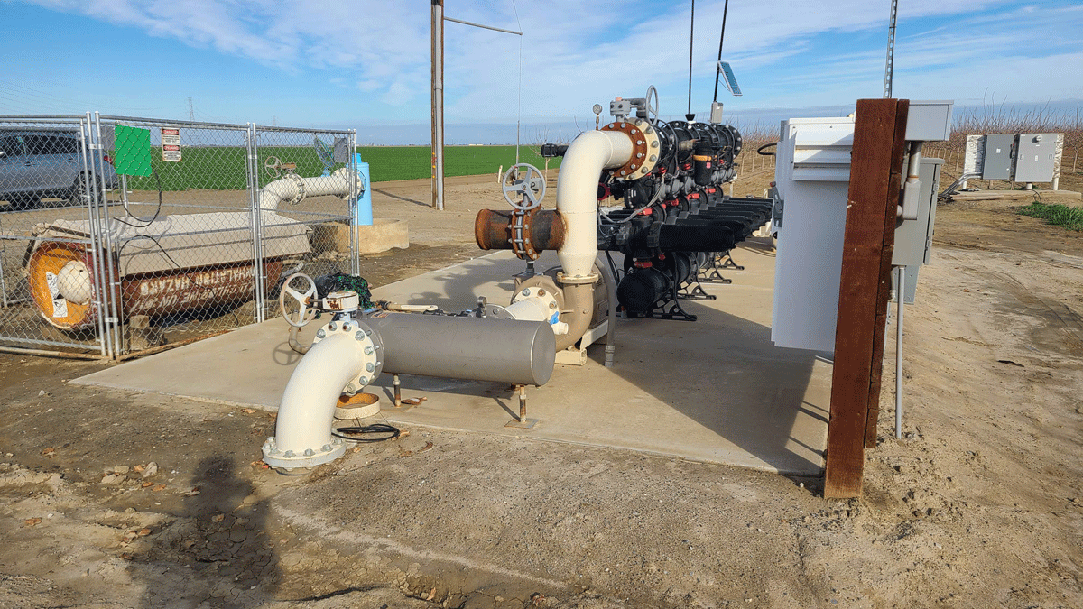 Well pump with VFDs and flow meters